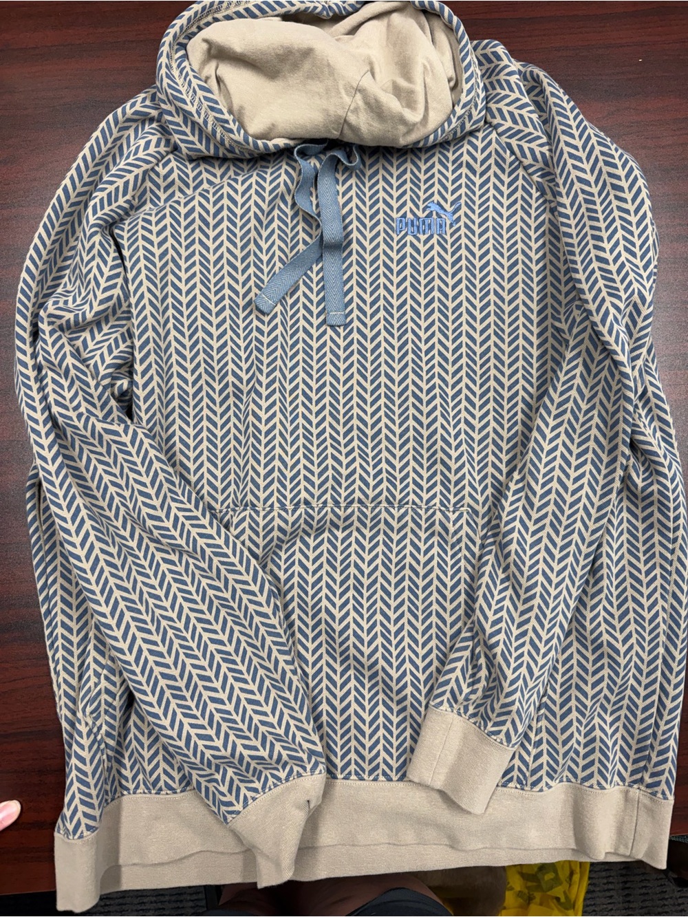 Puma Men's Blue and Cream Chevron Crewneck Hoodie